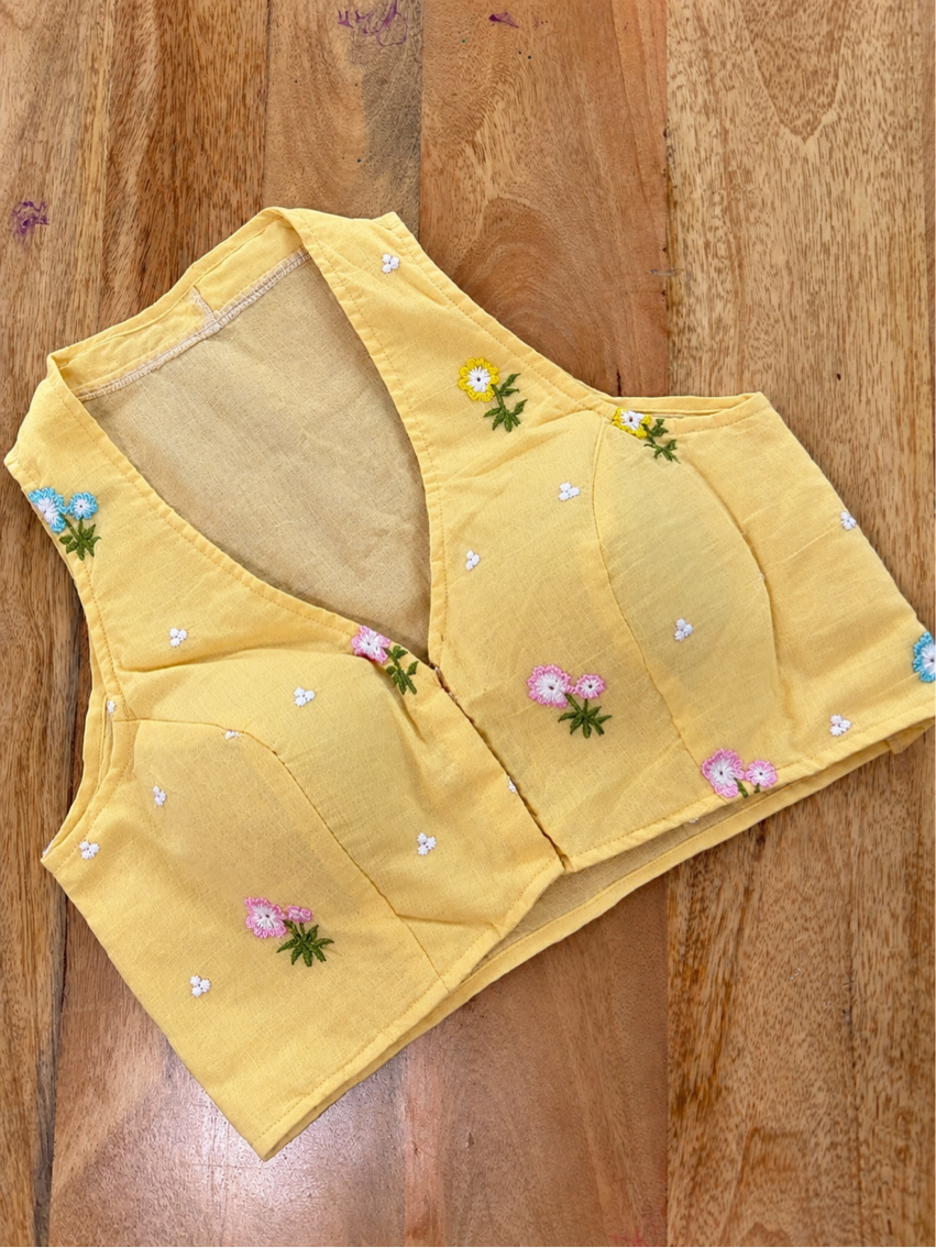 LIGHT YELLOW COTTON BLOUSE