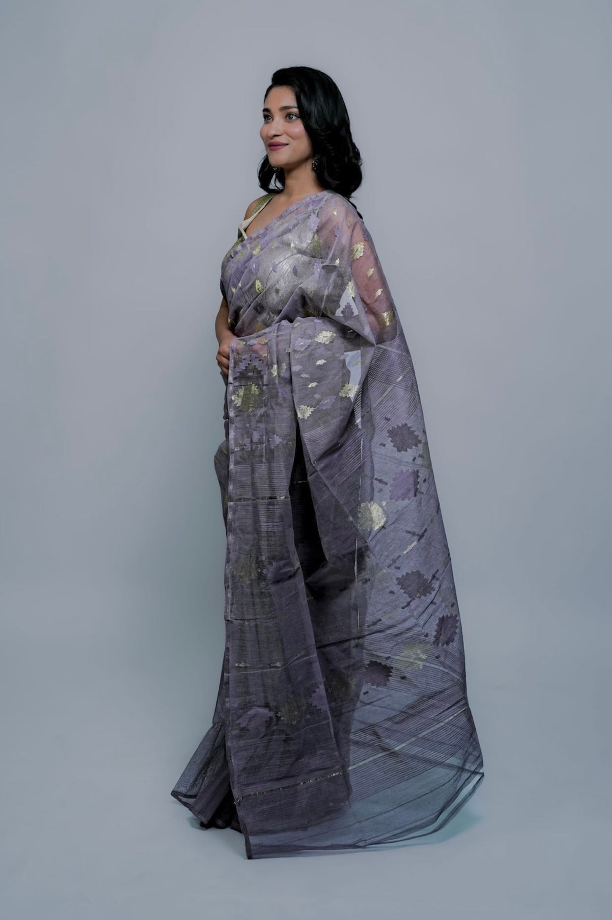 GREY DHAKAI JAMDANI – Authentic Handwoven Cotton Silk Saree