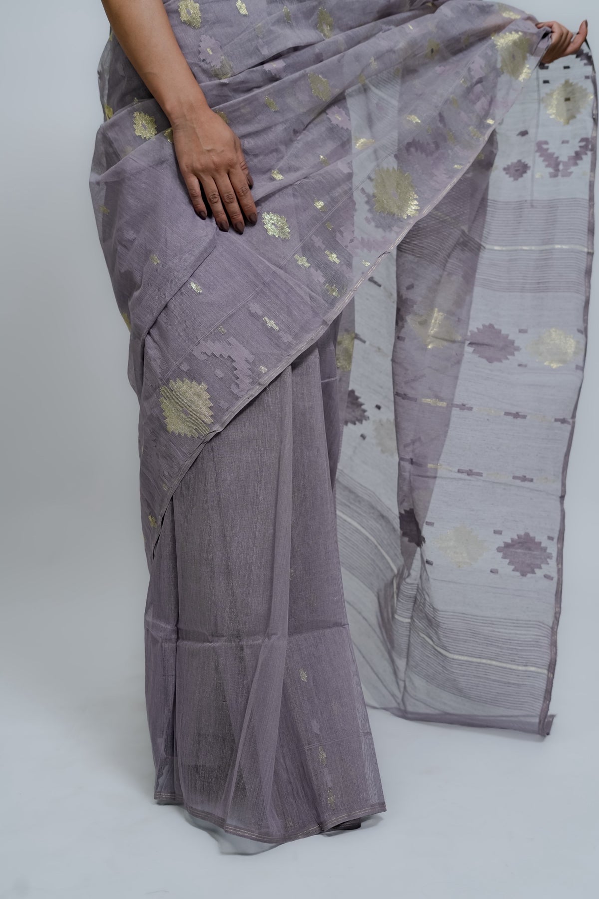 GREY DHAKAI JAMDANI – Authentic Handwoven Cotton Silk Saree