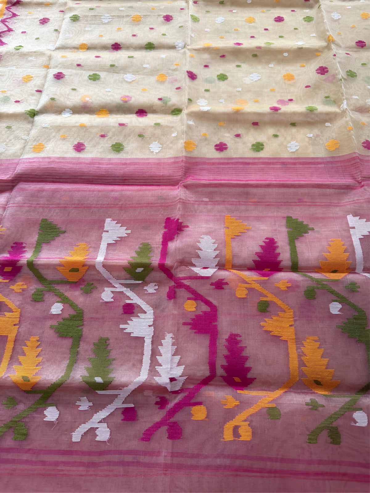 DUDH ALTA - Cream muslin jamdani hand weaving comes with blouse piece