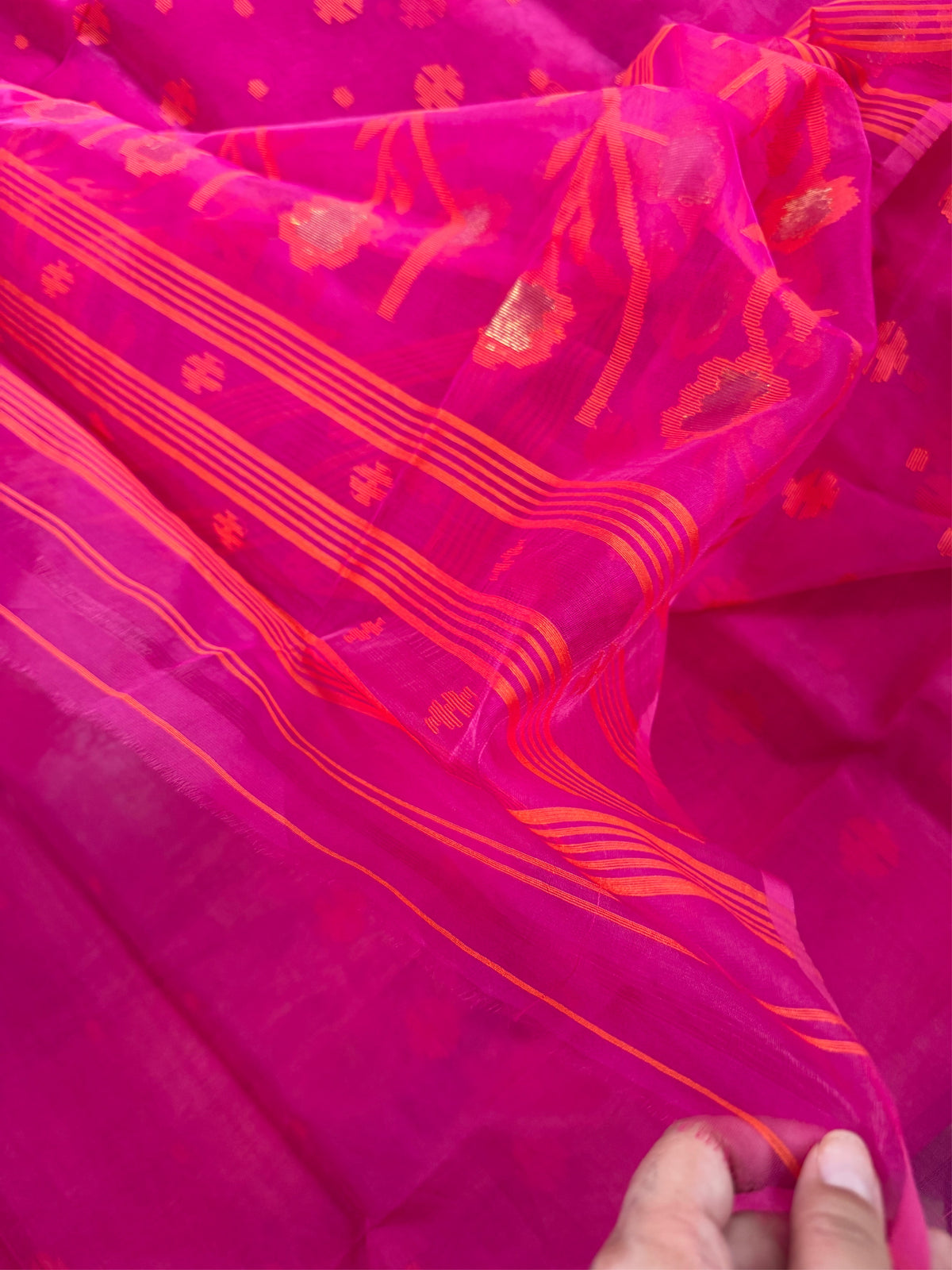 GULABI AABHA - Rani pink muslin jamdani hand weaving comes with blouse piece
