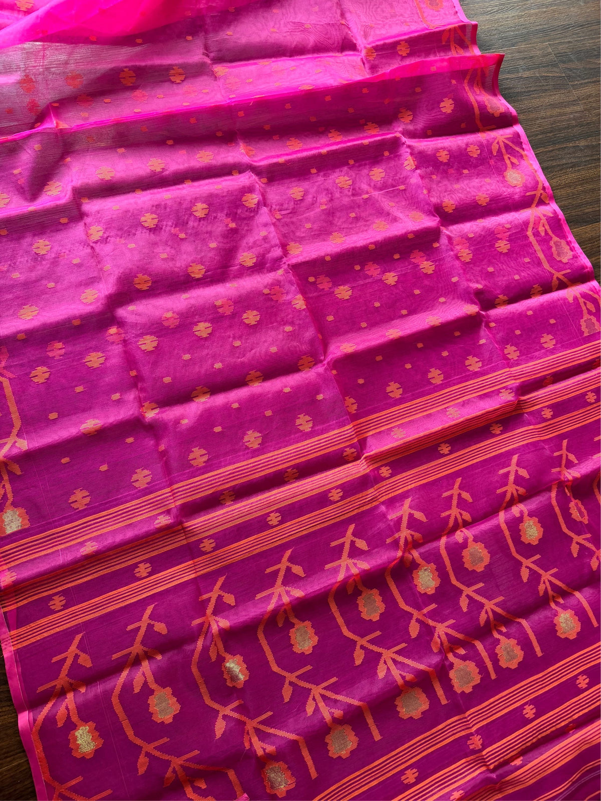 GULABI AABHA - Rani pink muslin jamdani hand weaving comes with blouse piece