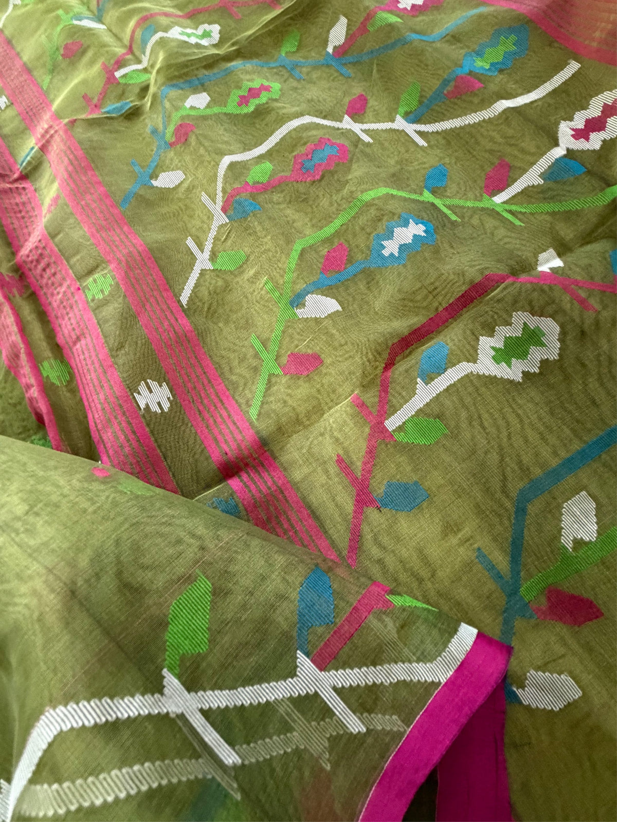 SABUJ BOU -Green muslin jamdani hand weaving