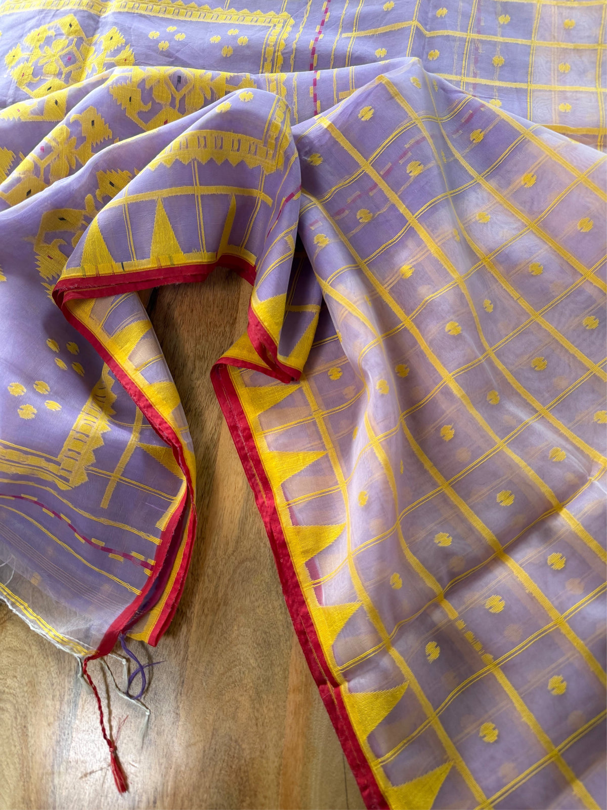 KOLKE PHOOL - Light purple muslin jamdani comes with blouse piece