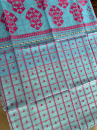NEEL DIGANTE - Light blue muslin jamdani comes with blouse piece