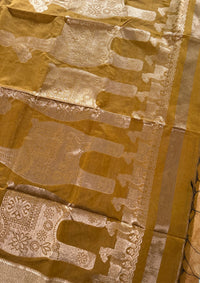 SONAR CHAYYA- Brown cotton silk saree with zari work comes with blouse piece.