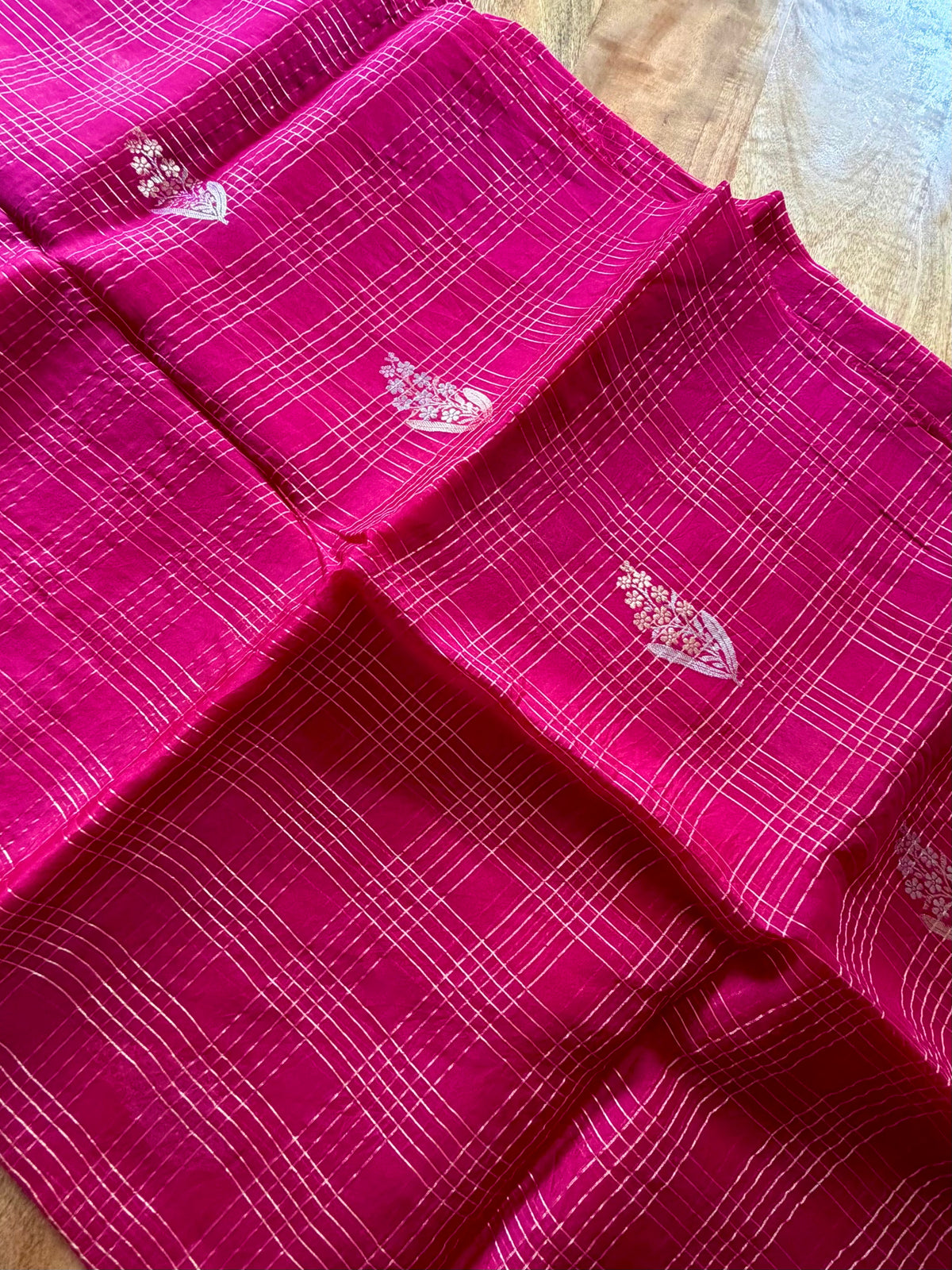 RED CRIMSON ZARI - Deep Red with pink undertone check gold zari work comes with blouse piece