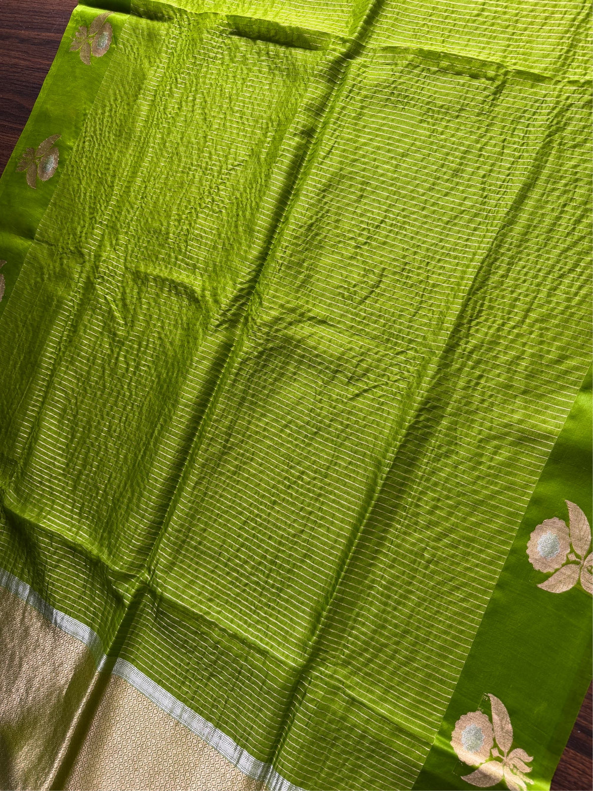 EMERALD BLOOM -Green with gold zari work comes with blouse piece