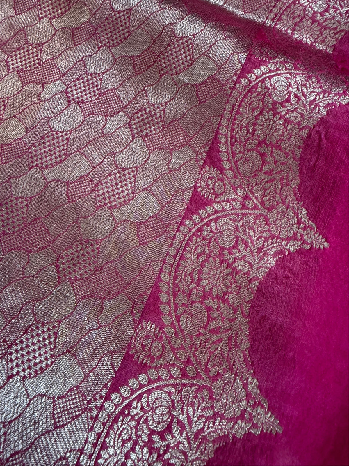GULAB RANG - Pink digital print with gold zari work comes with blouse piece