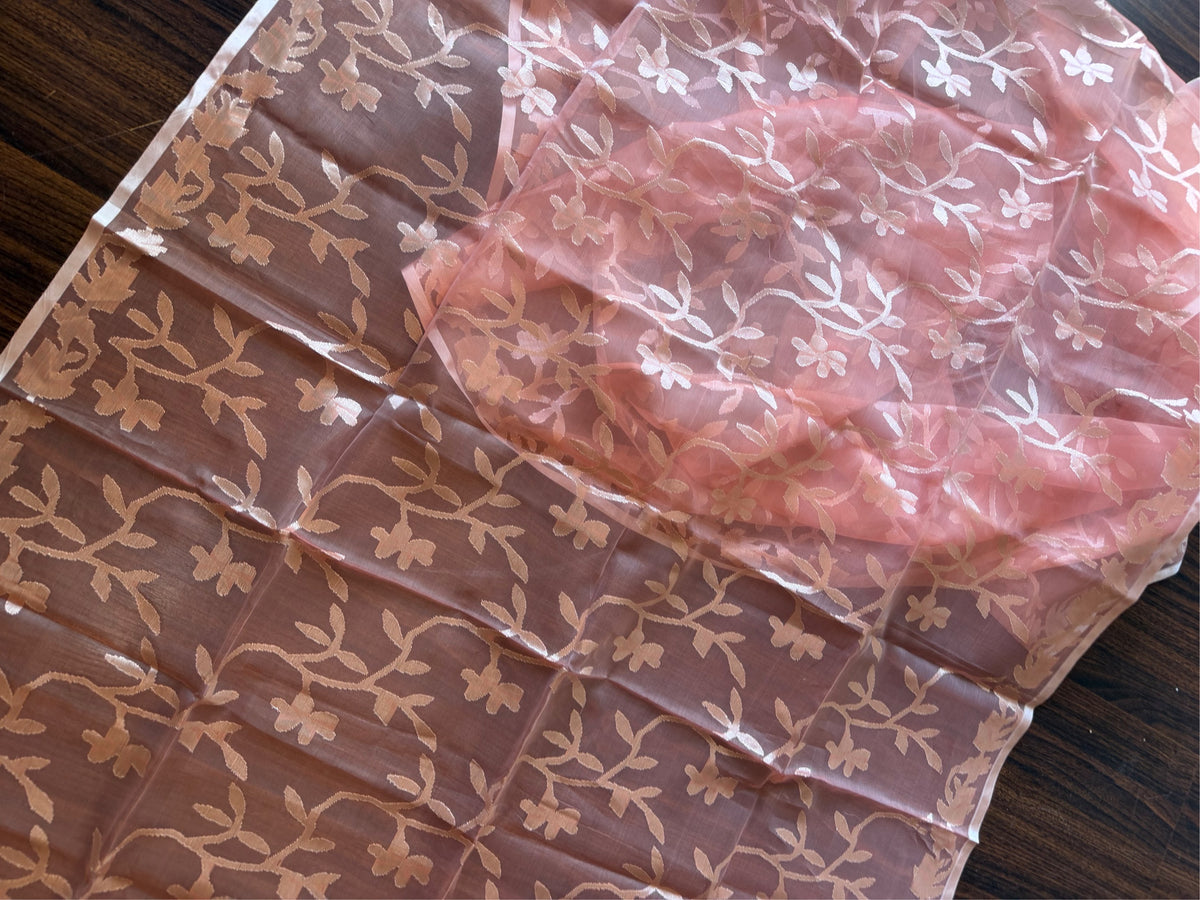 PUJOR AALO - Peach and gold comes with blouse piece