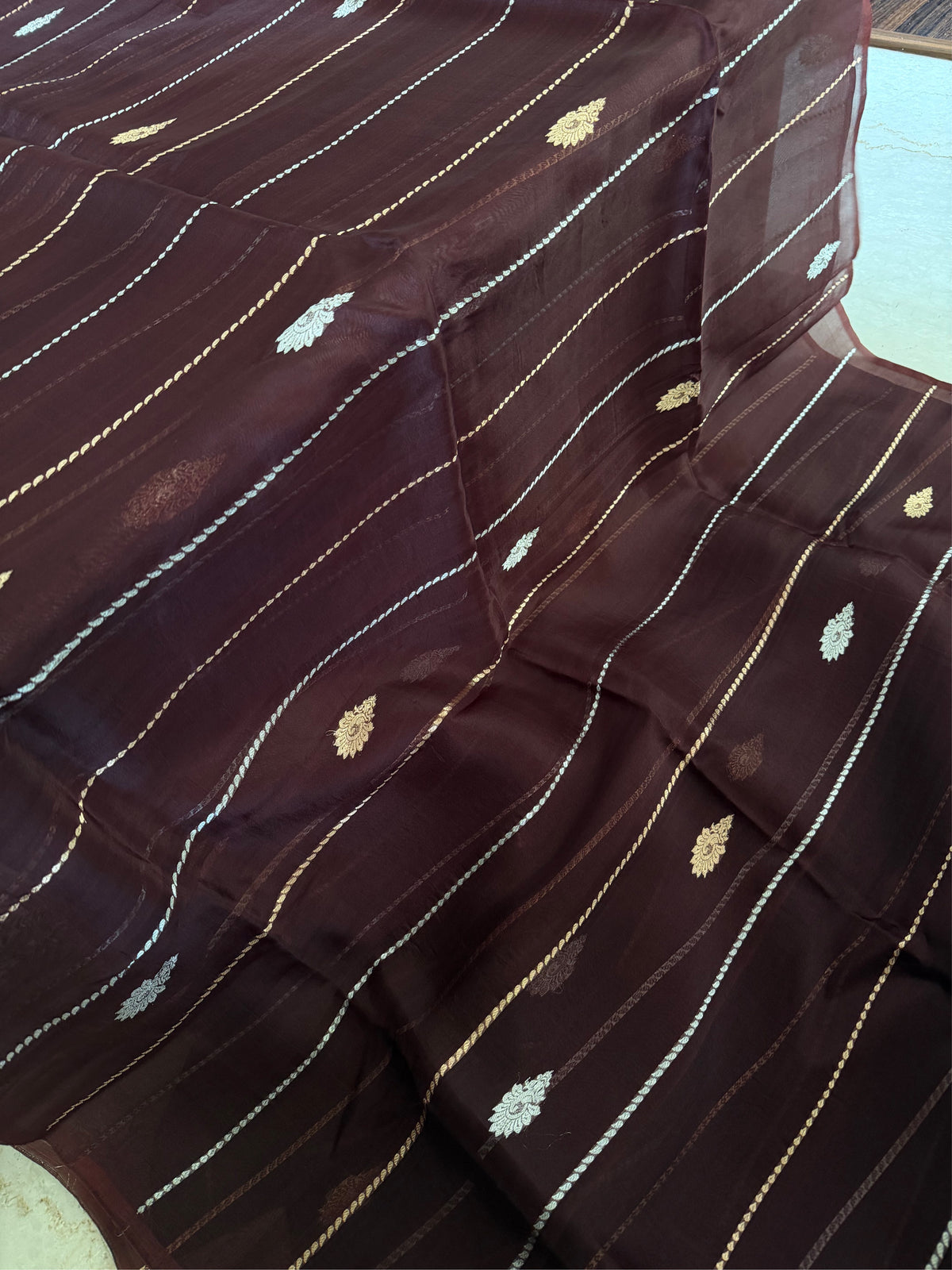 UMBER ZARI - Brown gold zari work comes with blouse piece