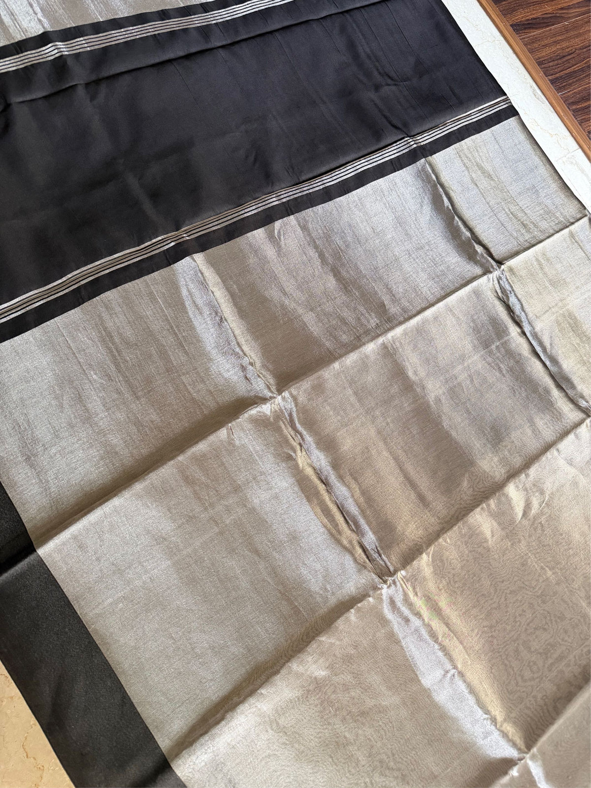 SIYAAH CHANDANI - Black and silver comes with blouse piece