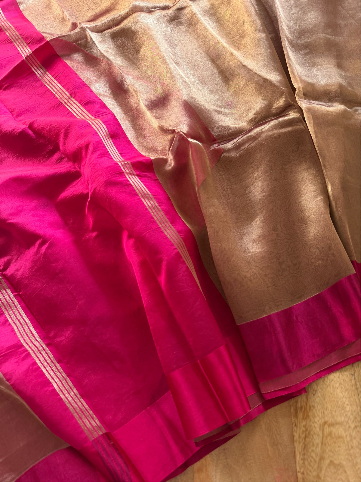 GULABI CHANDAN - Pink and gold comes with blouse piece