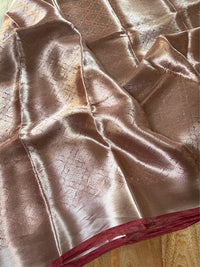 LAAL ZARI- Red and gold comes with blouse piece