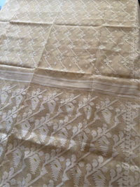 SHUVRO - Creamish white cotton jamdani saree comes with blouse piece