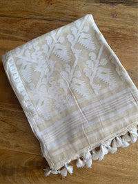 SHUVRO - Creamish white cotton jamdani saree comes with blouse piece