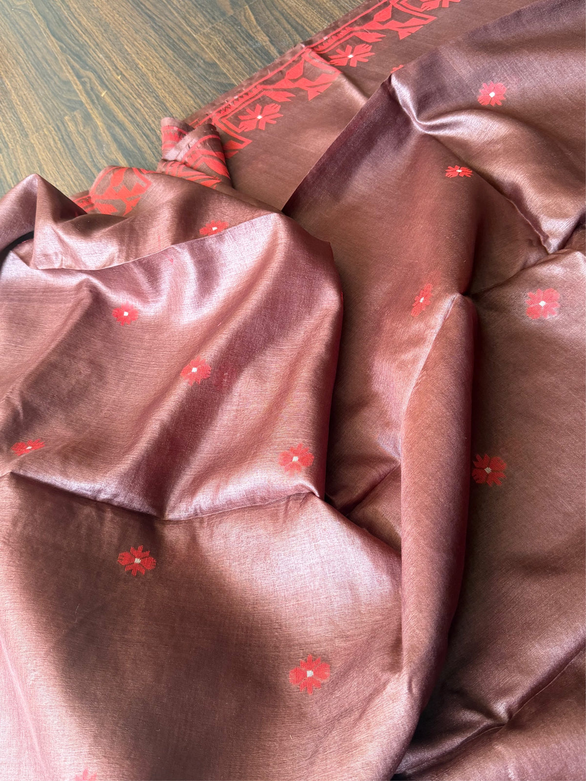 SINDOOR SHEEN - Brown Red tussar saree comes with blouse piece