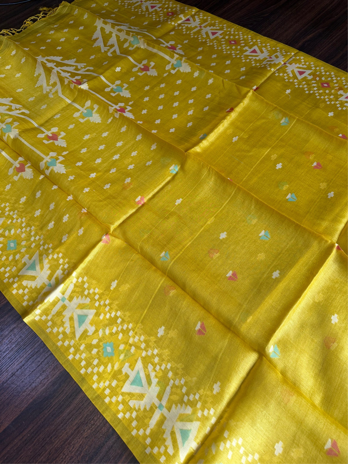 SORSHE - Yellow tussar saree comes with blouse piece
