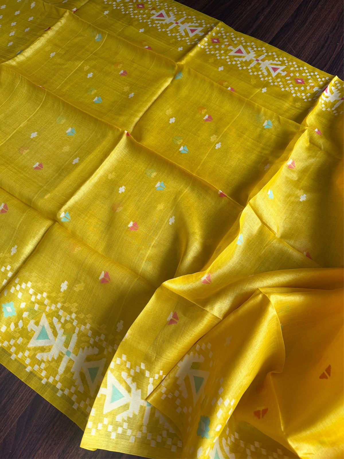 SORSHE - Yellow tussar saree comes with blouse piece